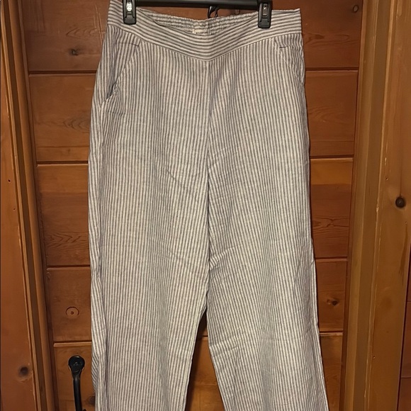 Max Studio wide leg capris - Picture 1 of 3